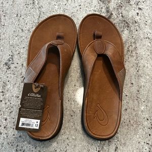 Men’s OluKai Sandals Size 12